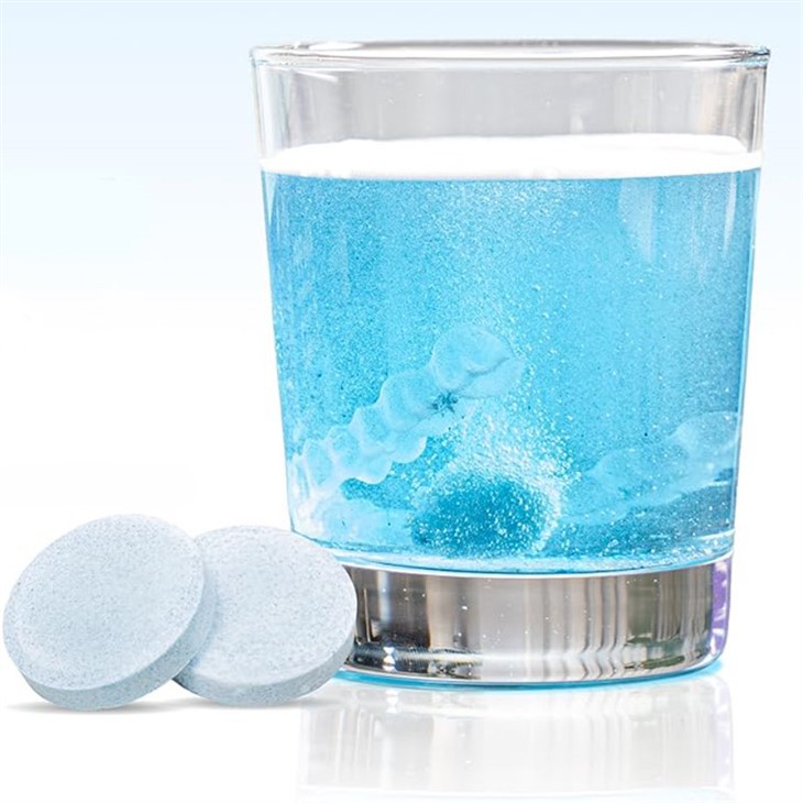 False Teeth Cleaning Solution